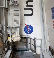 endeavour-sts-134-access-door